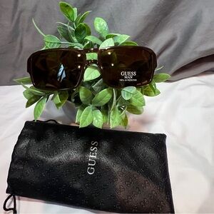 NWOT Men’s Guess Sunglasses 🕶️
